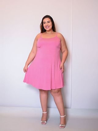 Vestido de alcinha soltinho plus size super confortável